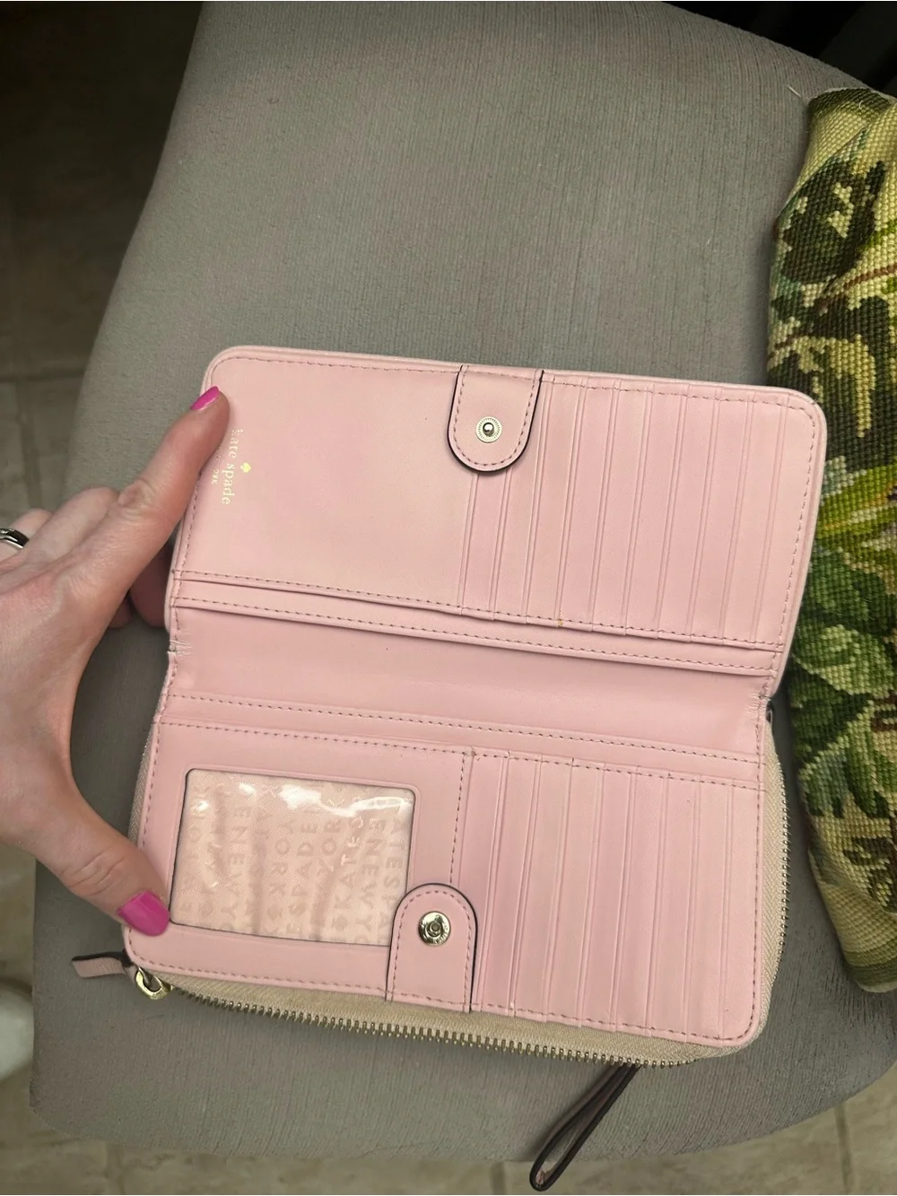 Kate Spade New York Blush Pink Pebbled Leather Zip Around Wallet WristletClassic